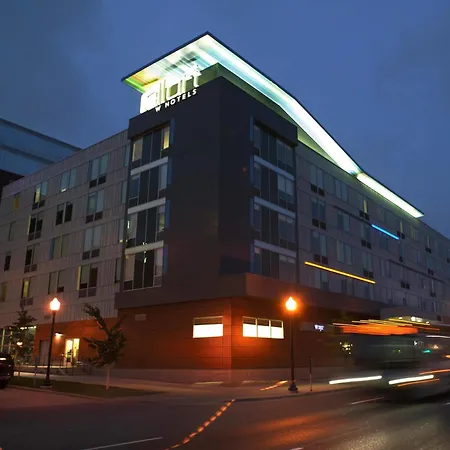 Aloft Minneapolis